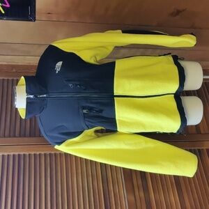 The North Face '95 Retro Denali Jacket XL Yellow Men's Overcoat New